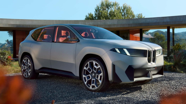 前脸造型太逆天！宝马概念车Neue Klasse X亮相 2025年投产